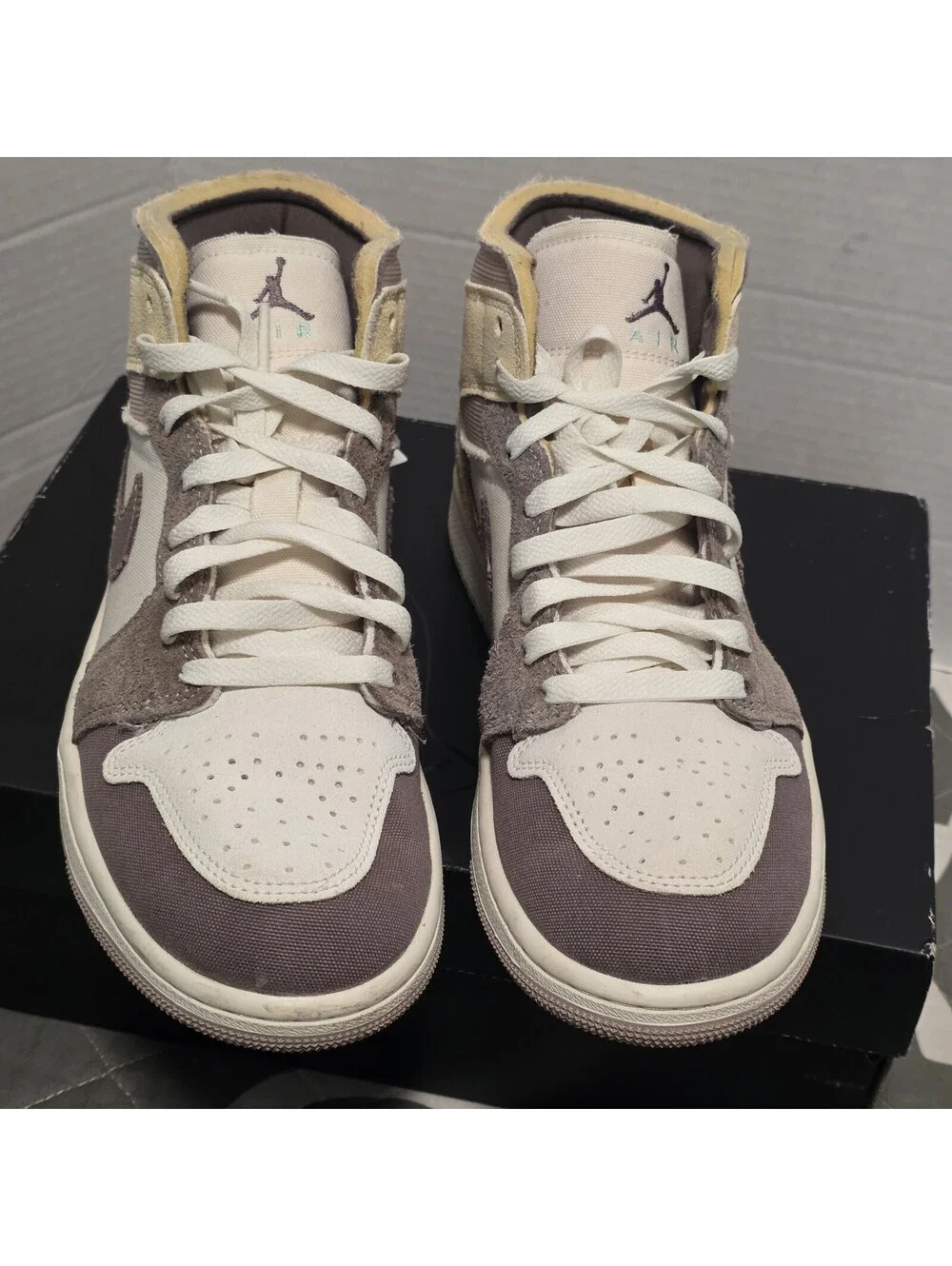 Air Jordan 1 Mid SE Craft Inside Out Taupe Haze Men's Size 7.5